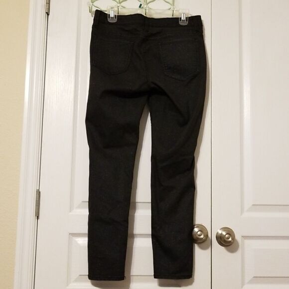 Old Navy Jeans - Picture 2 of 4